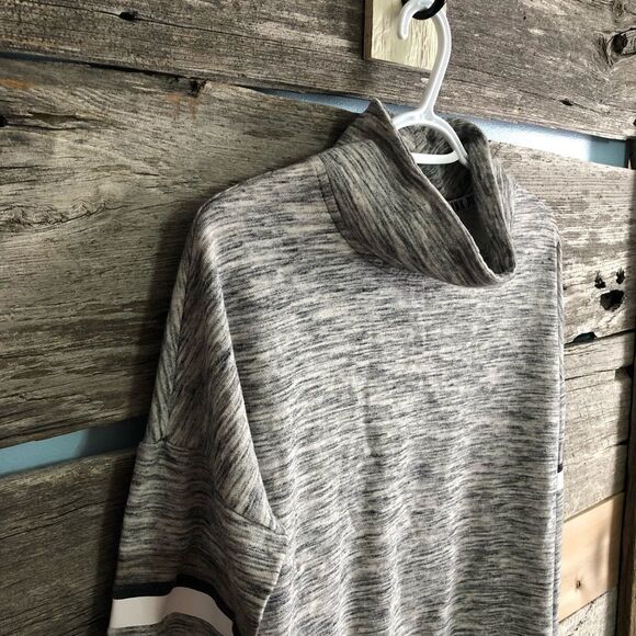 PINK Victoria's Secret Size Small Light Grey Cowl Neck Sweatshirt - Picture 2 of 4